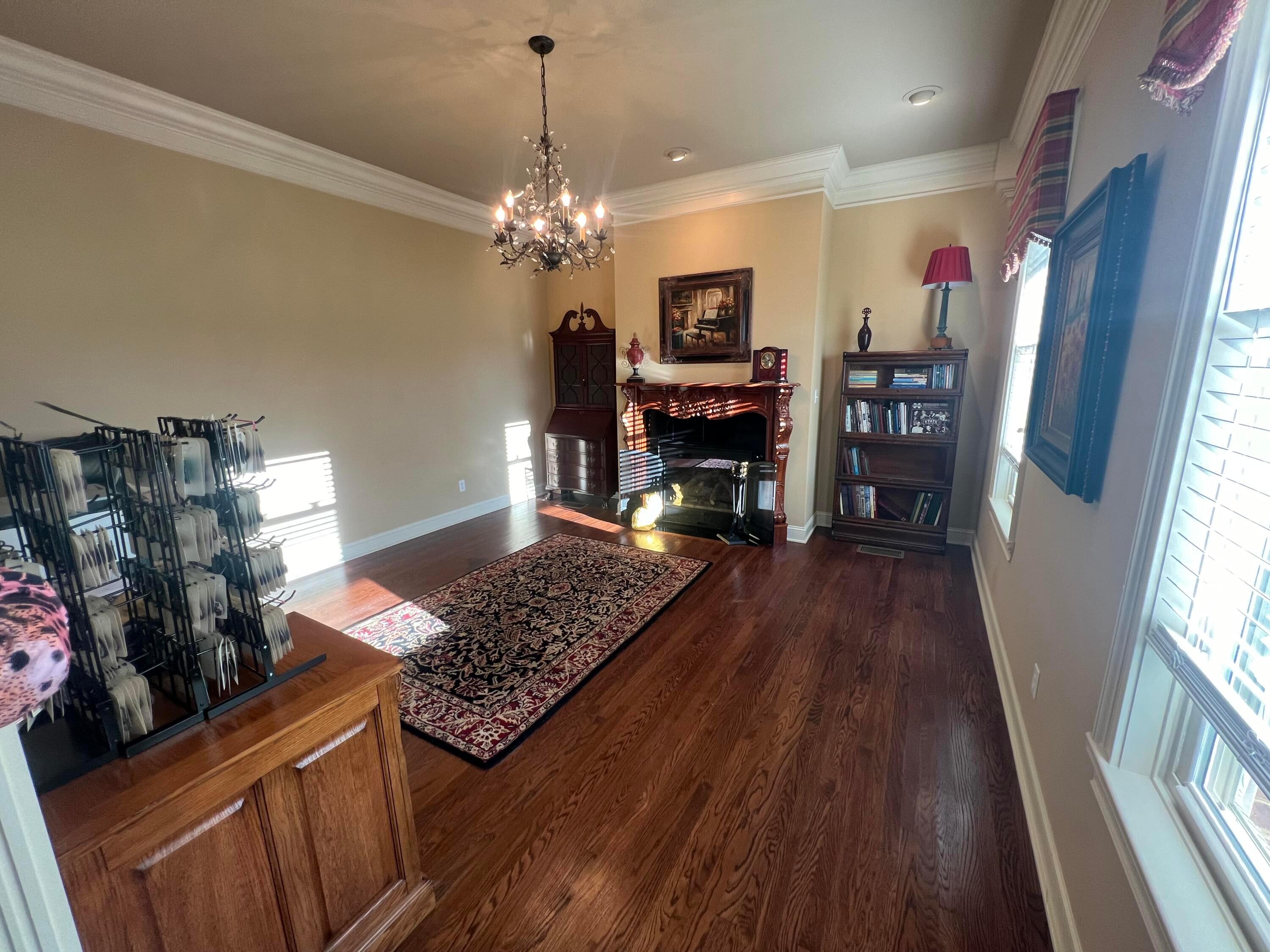 Tupelo, Mississippi, 38801, United States, 4 Bedrooms Bedrooms, ,6 BathroomsBathrooms,Residential,For Sale,1787715
