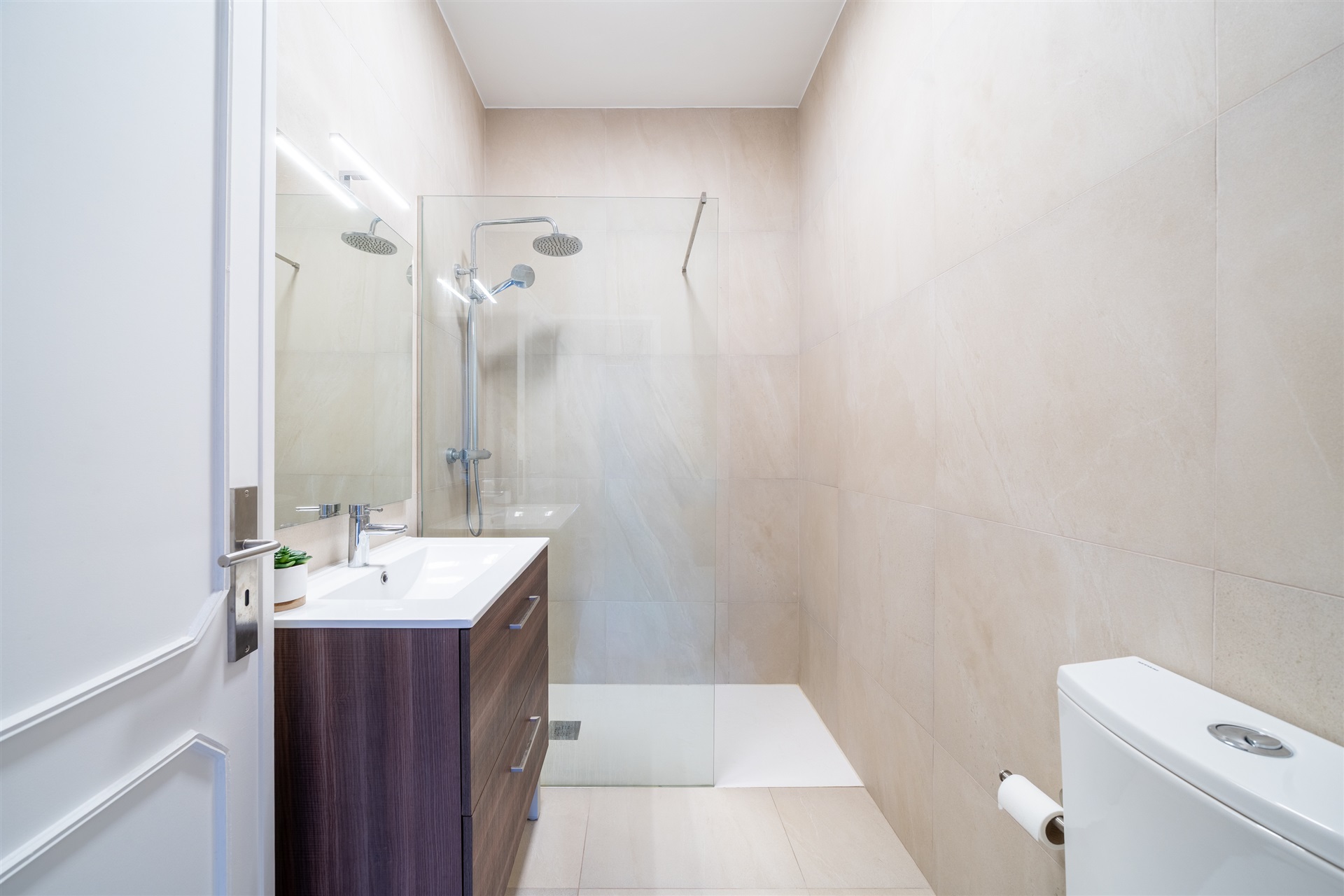  Flat, 1 bedrooms, for Sale - 物件實景