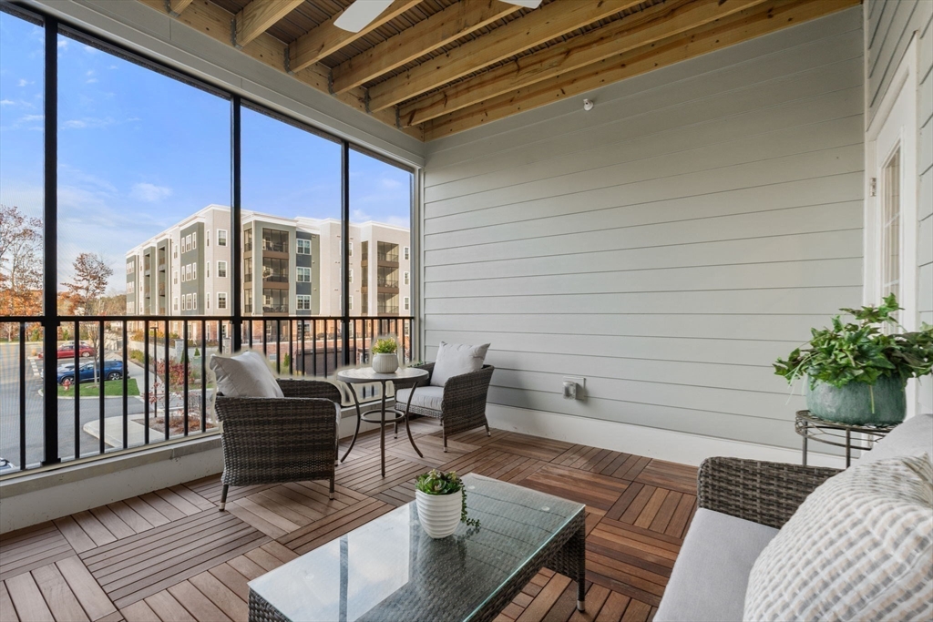 Canton, Massachusetts, 02021, United States, 2 Bedrooms Bedrooms, ,2 BathroomsBathrooms,Residential,For Sale,1992805