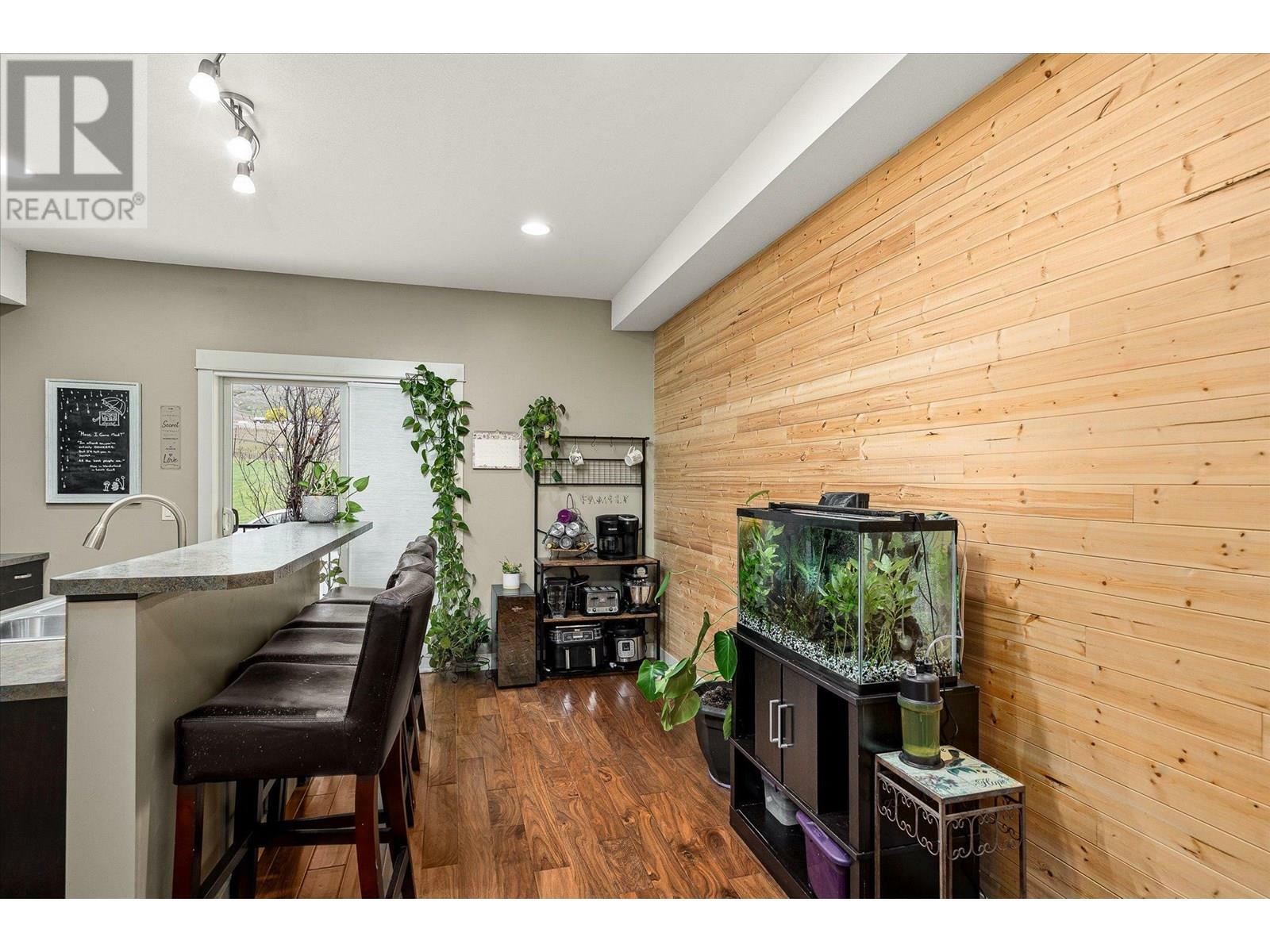 VERNON, British Columbia, V1T 9X1, CA, 3 Bedrooms Bedrooms, ,2 BathroomsBathrooms,Residential,For Sale,1883583