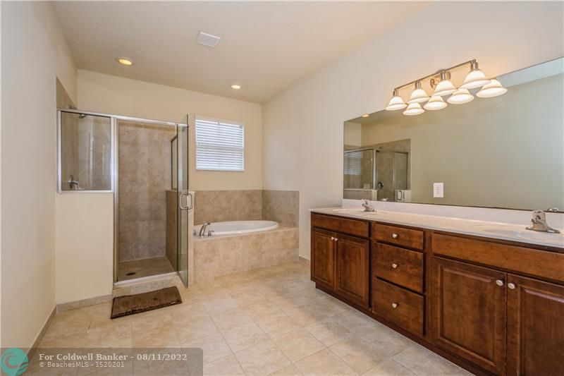 8452 Lake Majesty Ln, Unit #8452, Parkland, Florida, 33076, United States, 3 Bedrooms Bedrooms, ,3 BathroomsBathrooms,Residential,For Sale,8452 Lake Majesty Ln, Unit #8452,1663284