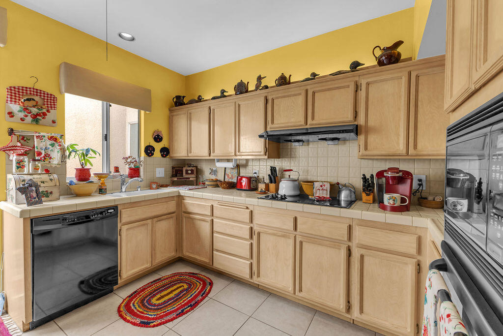 Rancho Mirage, California, 92270, United States, 3 Bedrooms Bedrooms, ,2 BathroomsBathrooms,Residential,For Sale,1962982