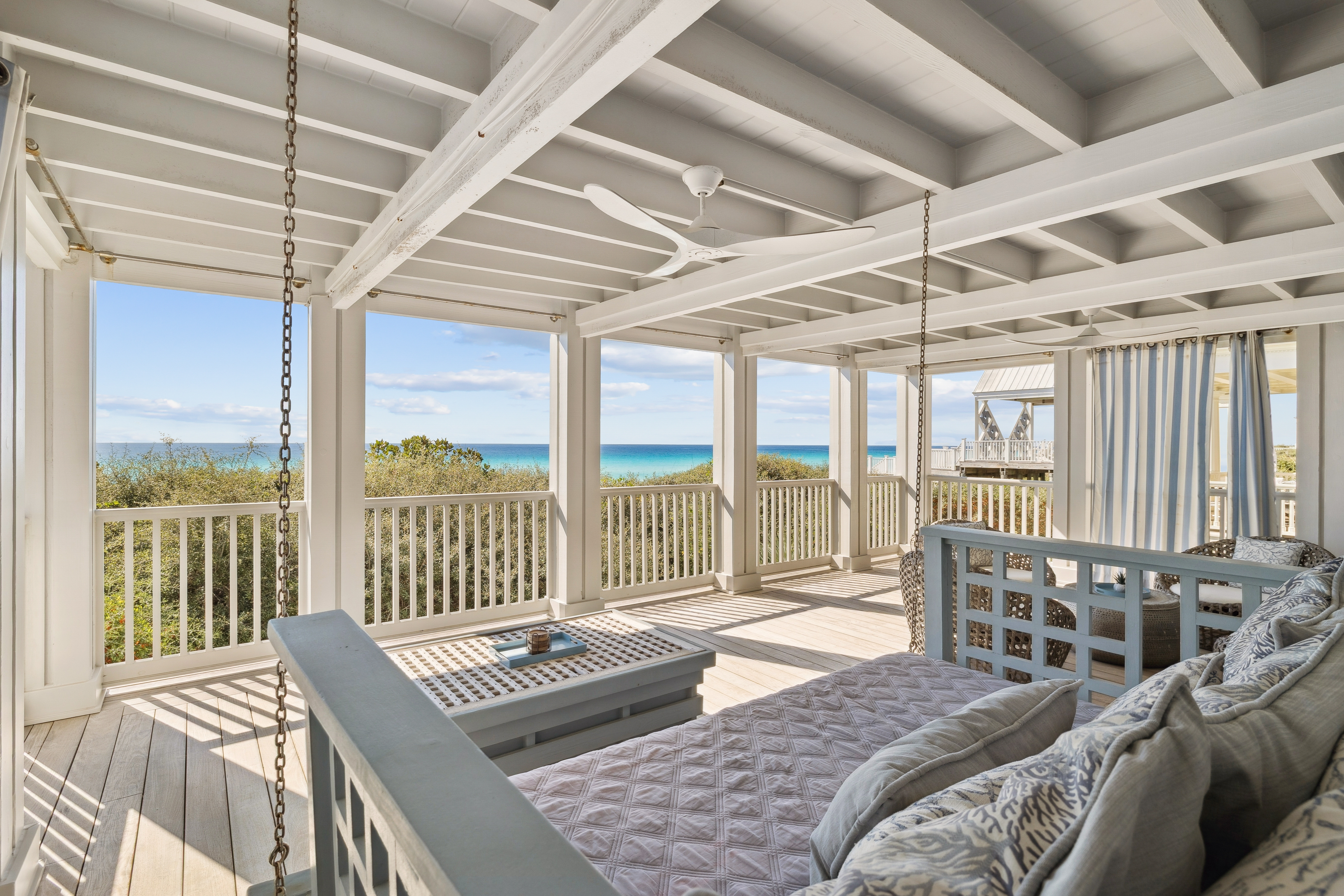  An Iconic Seaside Beach Retreat with Panoramic Gulf Views - 物件實景