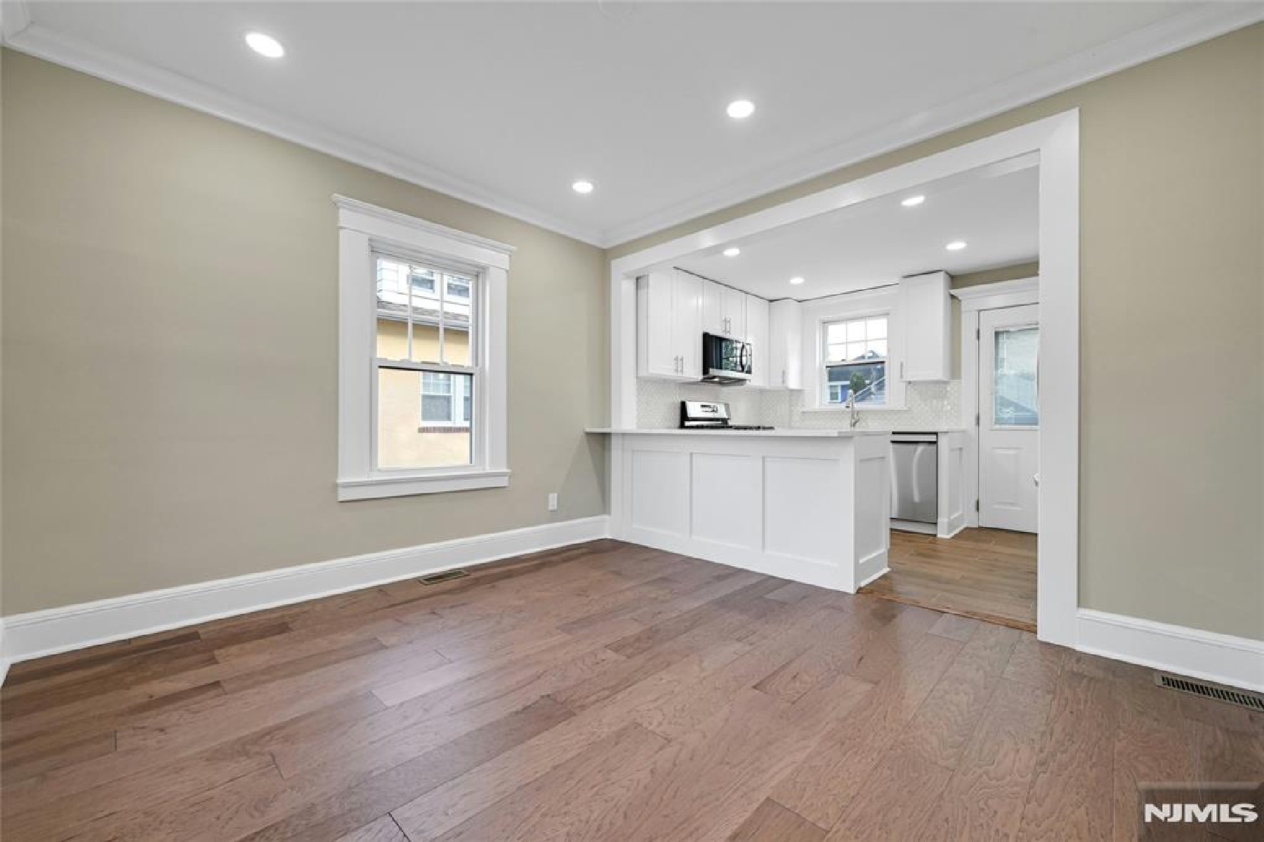  25 Marinus Street, Rochelle Park, NJ 07662 - 物件實景
