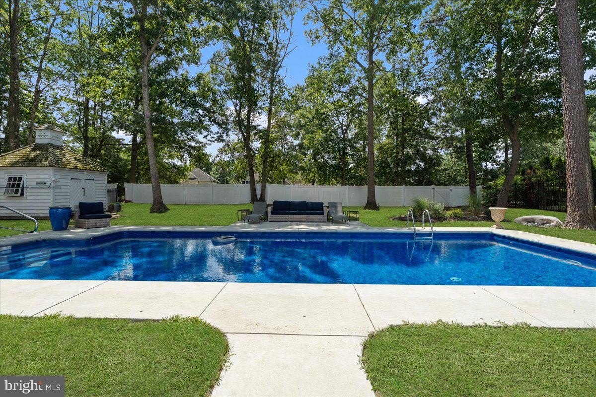 WILLIAMSTOWN, New Jersey, 08094, United States, 4 Bedrooms Bedrooms, ,3 BathroomsBathrooms,Residential,For Sale,1914330