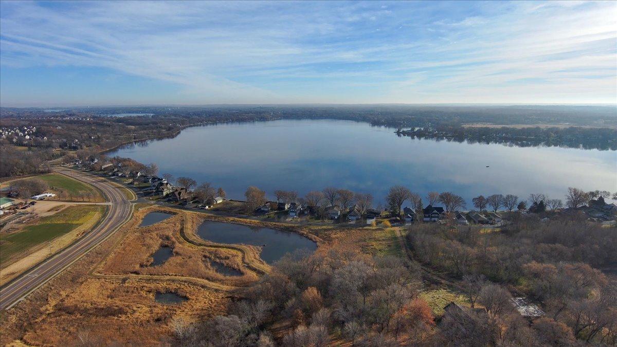 Prior Lake, Minnesota, 55352, United States, 5 Bedrooms Bedrooms, ,2 BathroomsBathrooms,Residential,For Sale,2000604