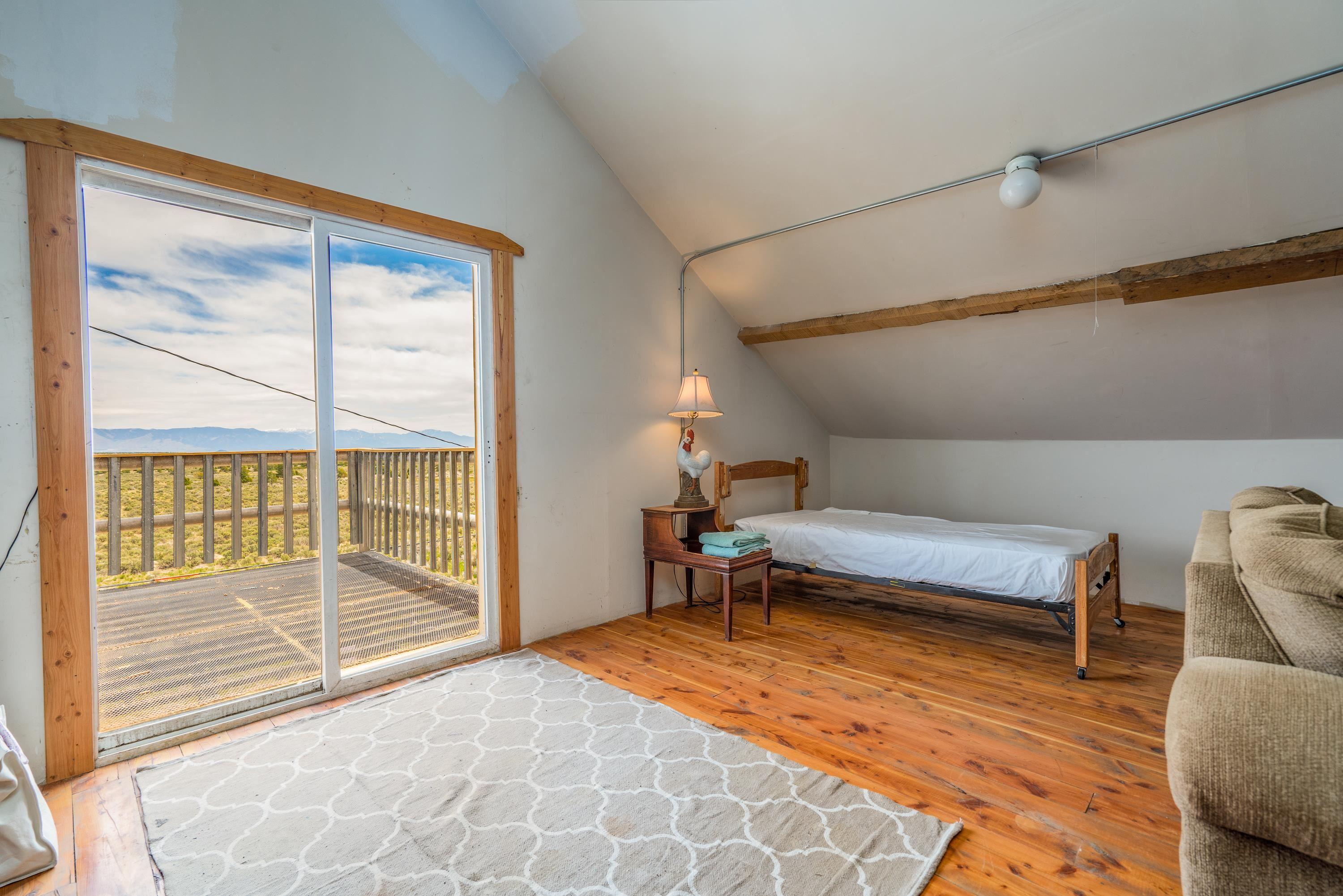 Tres Piedras, New Mexico, 87577, United States, 4 Bedrooms Bedrooms, ,7 BathroomsBathrooms,Residential,For Sale,1849608