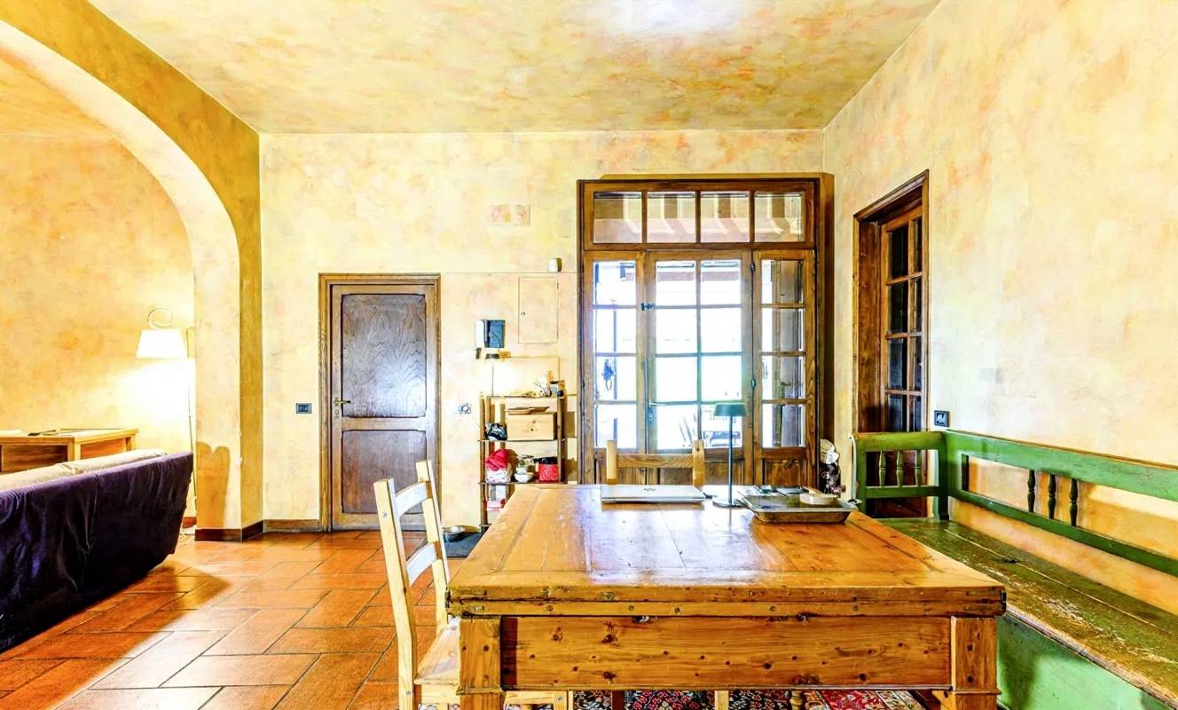 Prato, Prato, 50047, IT, 8 Bedrooms Bedrooms, ,6 BathroomsBathrooms,Residential,For Sale,1991549