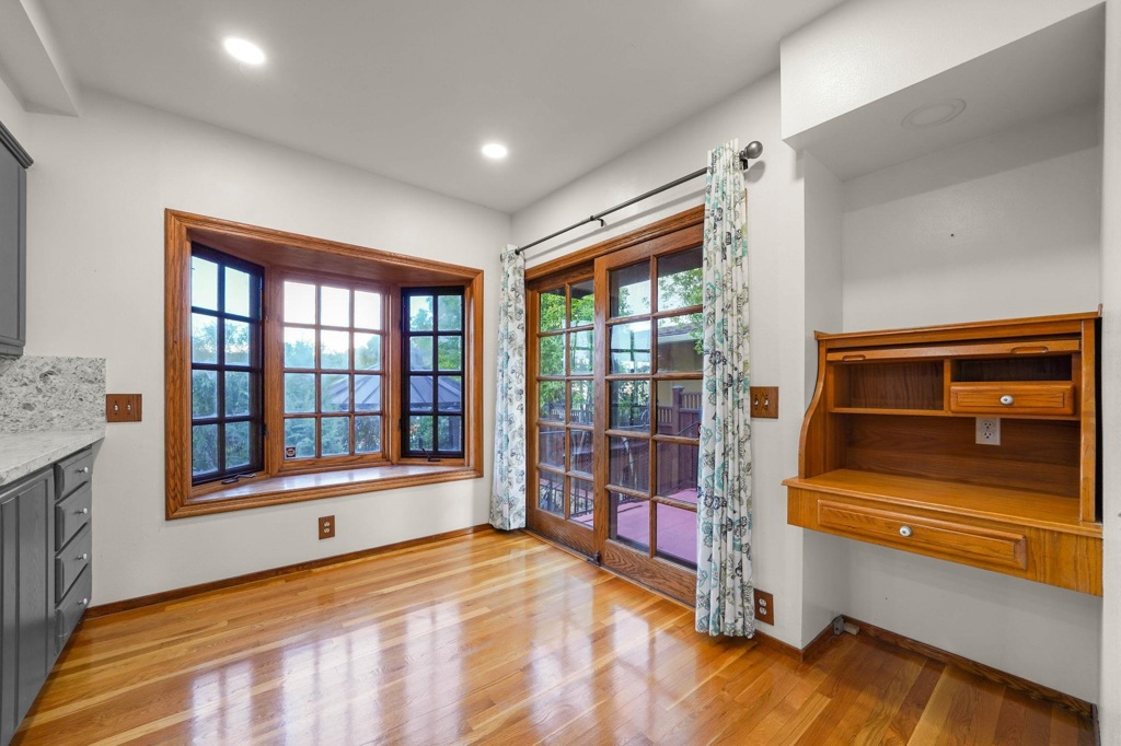 Hayward, California, 94541, United States, 3 Bedrooms Bedrooms, ,2 BathroomsBathrooms,Residential,For Sale,2007465