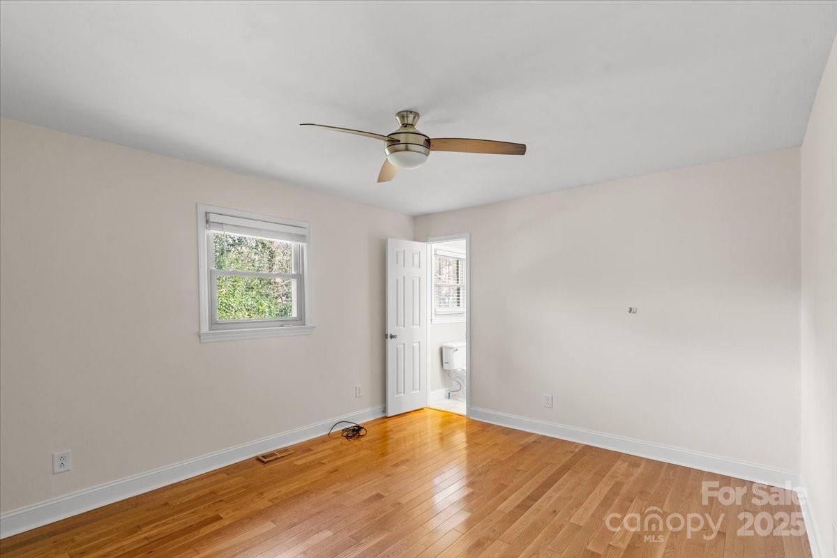 Belmont, North Carolina, 28012, United States, 3 Bedrooms Bedrooms, ,3 BathroomsBathrooms,Residential,For Sale,1913522