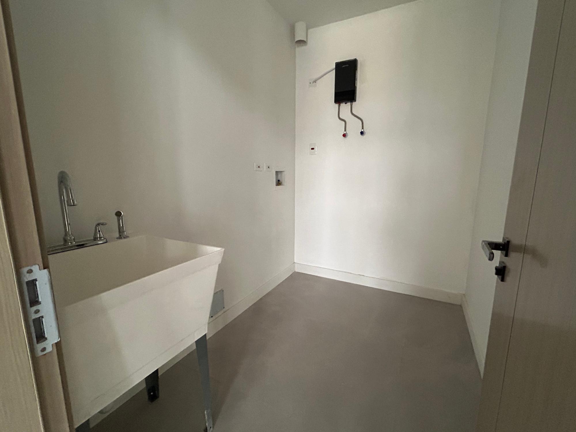 Kingston & St. Andrew, JM, 3 Bedrooms Bedrooms, ,3 BathroomsBathrooms,Residential,For Sale,1896023