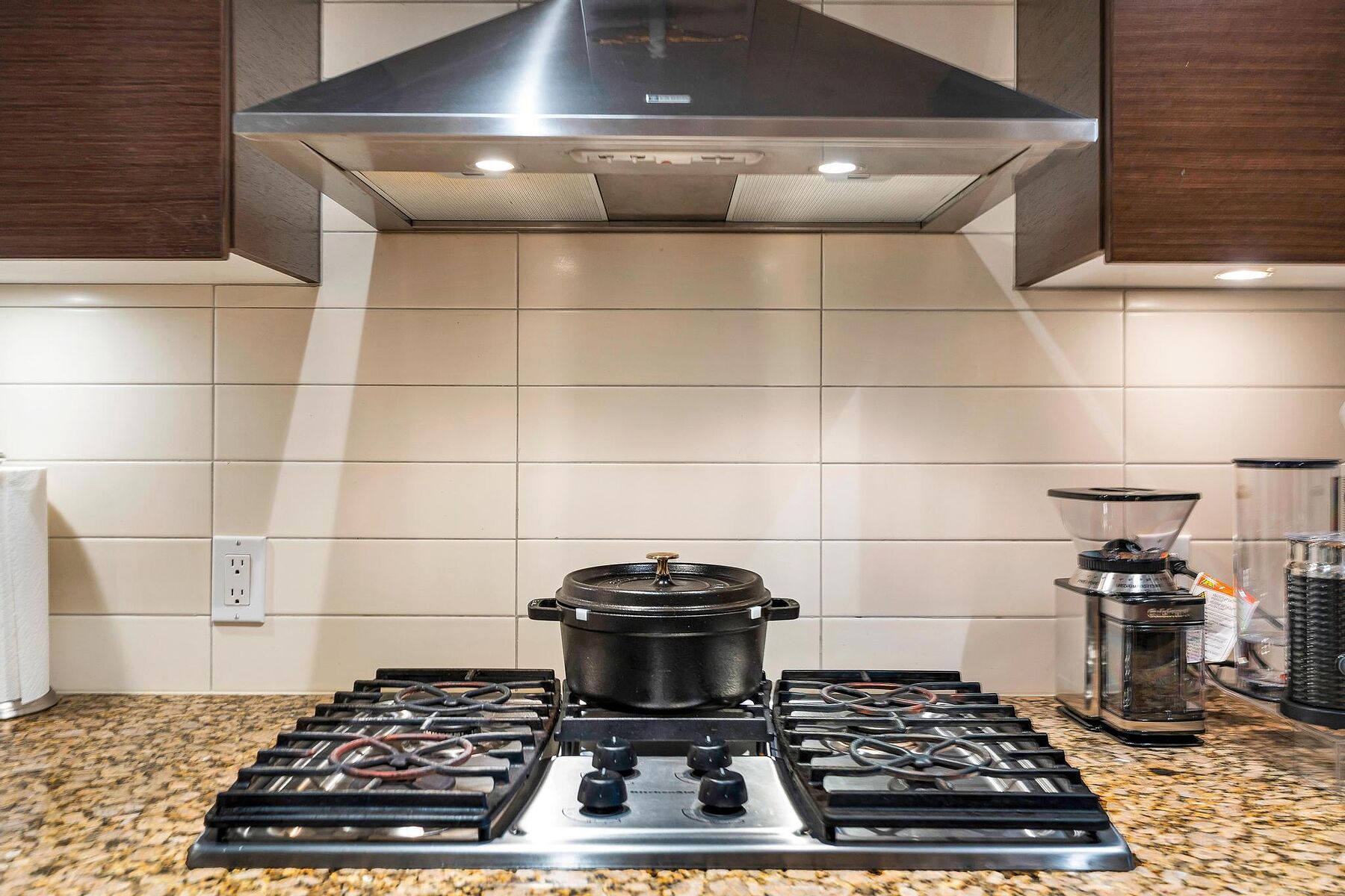  Stunning Bear Mountain Condo - 物件實景