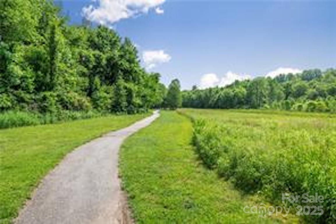 Winston Salem, North Carolina, 27106, United States, 4 Bedrooms Bedrooms, ,3 BathroomsBathrooms,Residential,For Sale,1998924