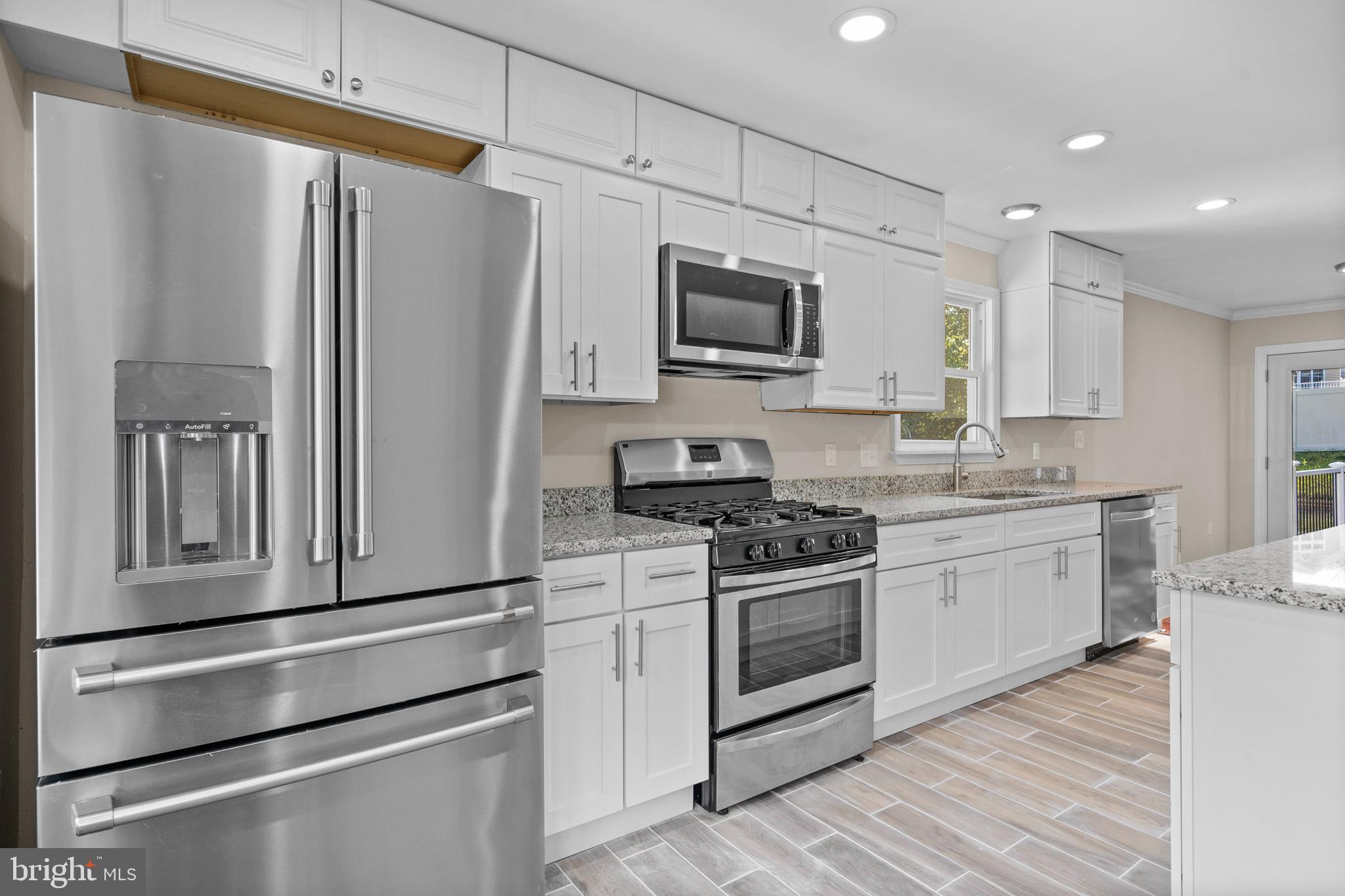 Riva, Maryland, 21140, United States, 5 Bedrooms Bedrooms, ,3 BathroomsBathrooms,Residential,For Sale,1984383