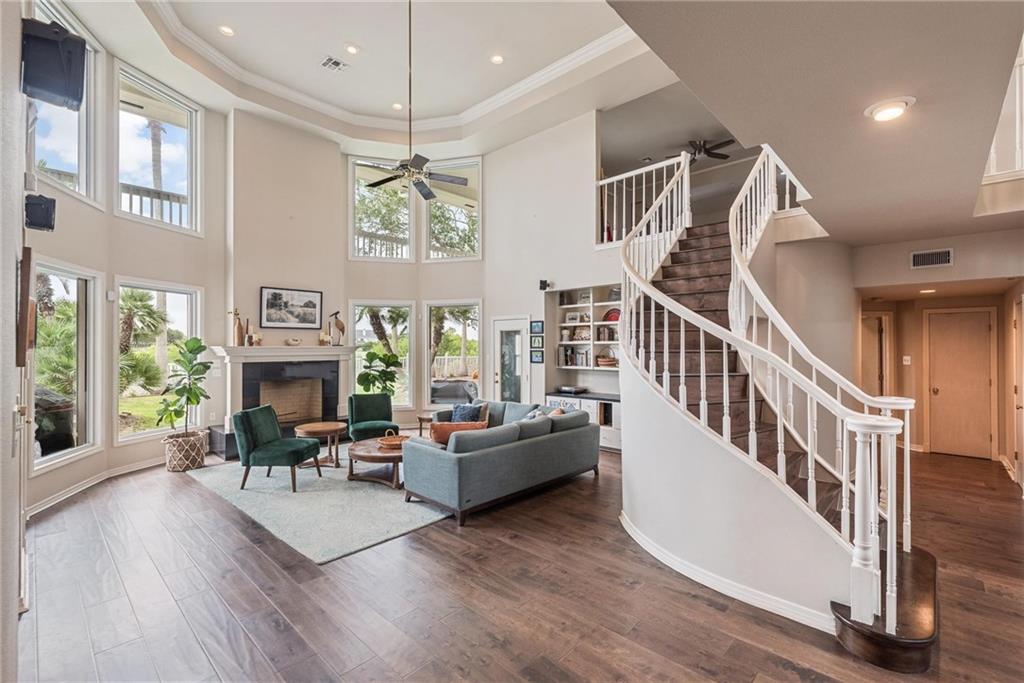 Corpus Christi, Texas, 78414, United States, 4 Bedrooms Bedrooms, ,5 BathroomsBathrooms,Residential,For Sale,1848351