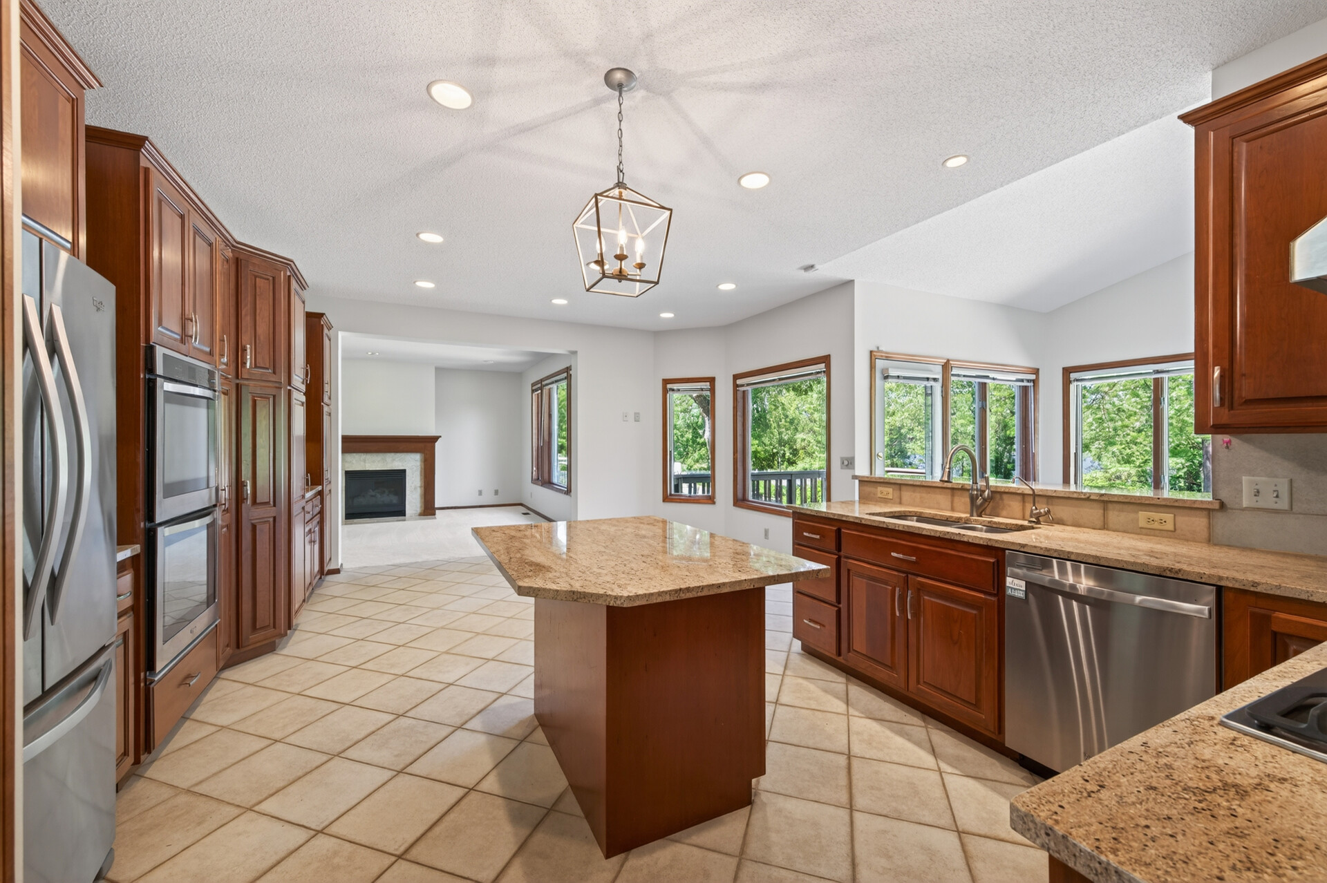  Luxury Lakeside Retreat in the Heart of Woodbury - 物件實景