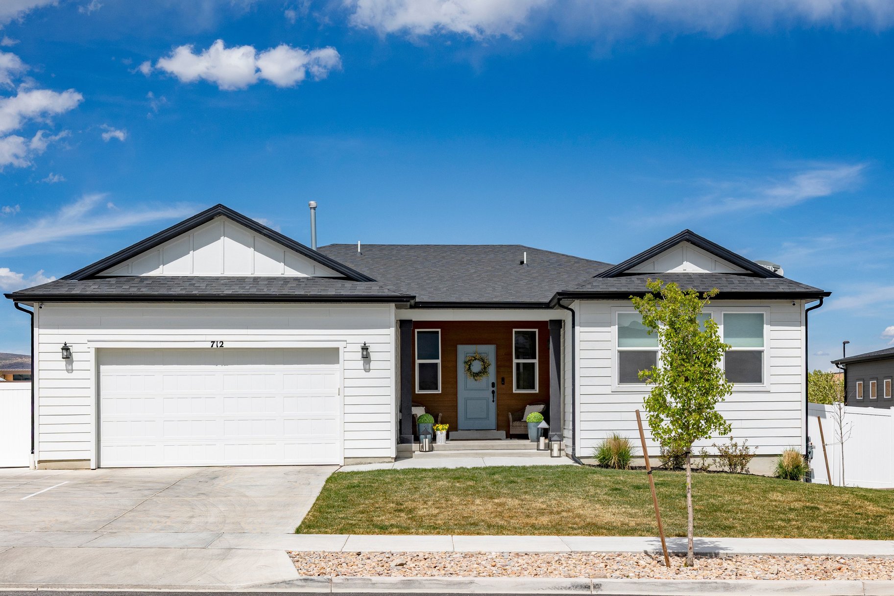  Spacious rambler with ADU. Open design and backyard made for living. - 物件實景