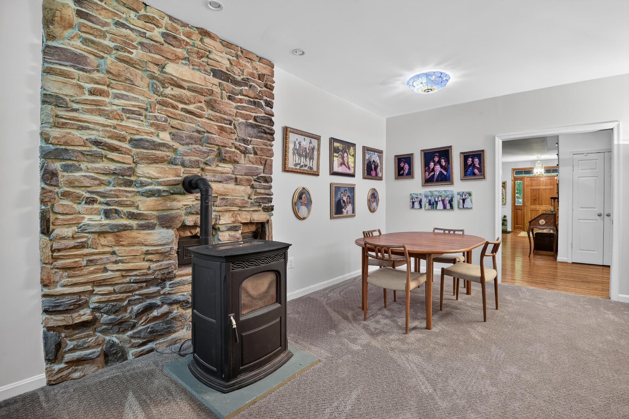  1137 Sugarloaf Mountain Road, Dickerson, MD, 20842 - 物件實景