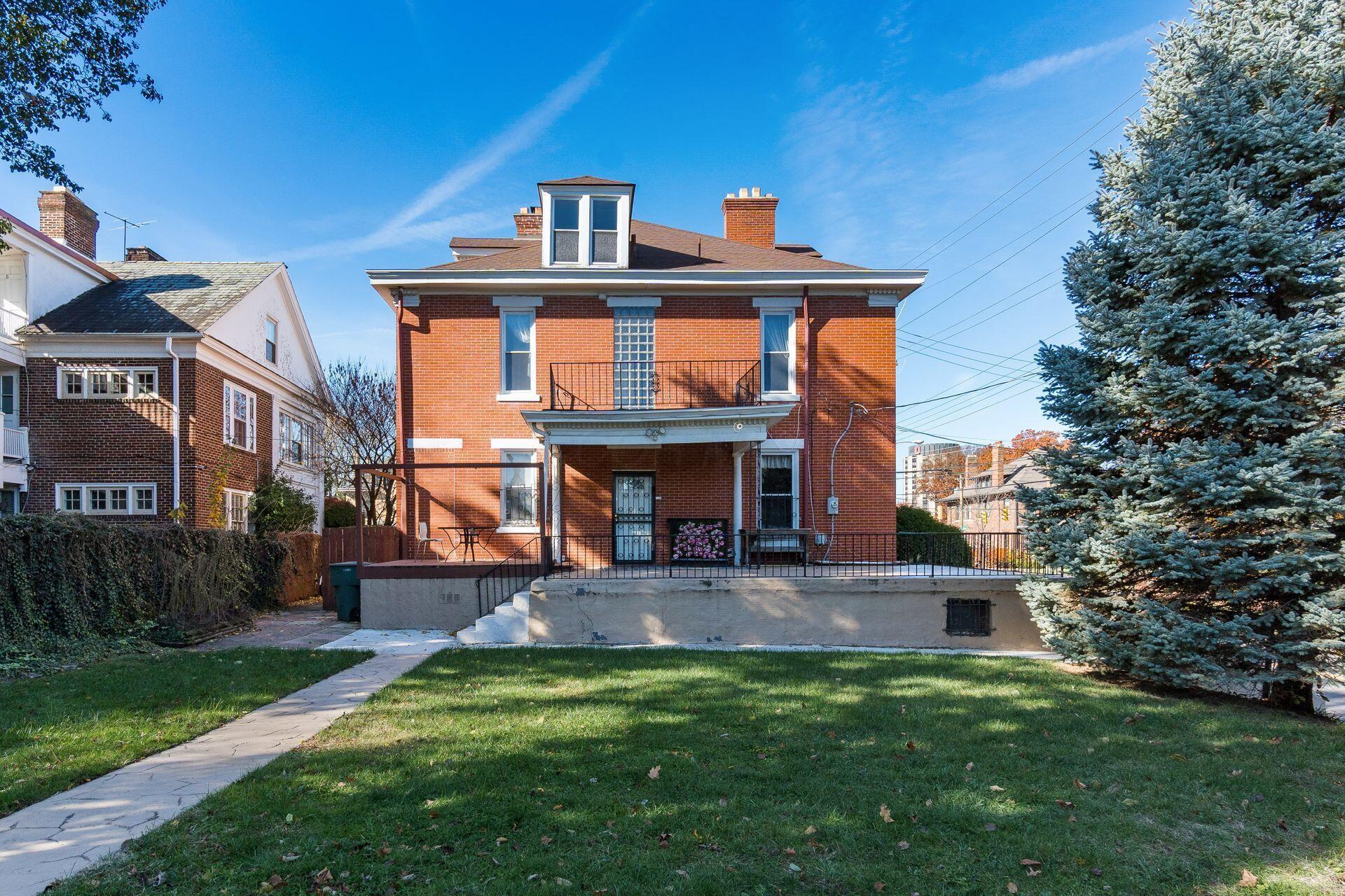 Columbus, Ohio, 43203, United States, 5 Bedrooms Bedrooms, ,5 BathroomsBathrooms,Residential,For Sale,1993022