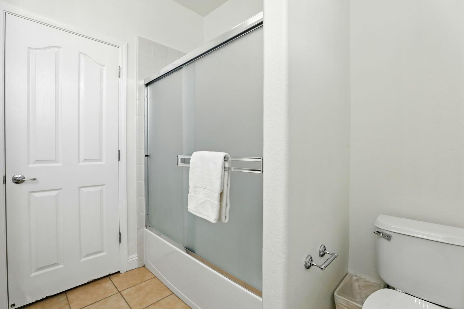 Sacramento, California, 95835, United States, 4 Bedrooms Bedrooms, ,3 BathroomsBathrooms,Residential,For Sale,1950179