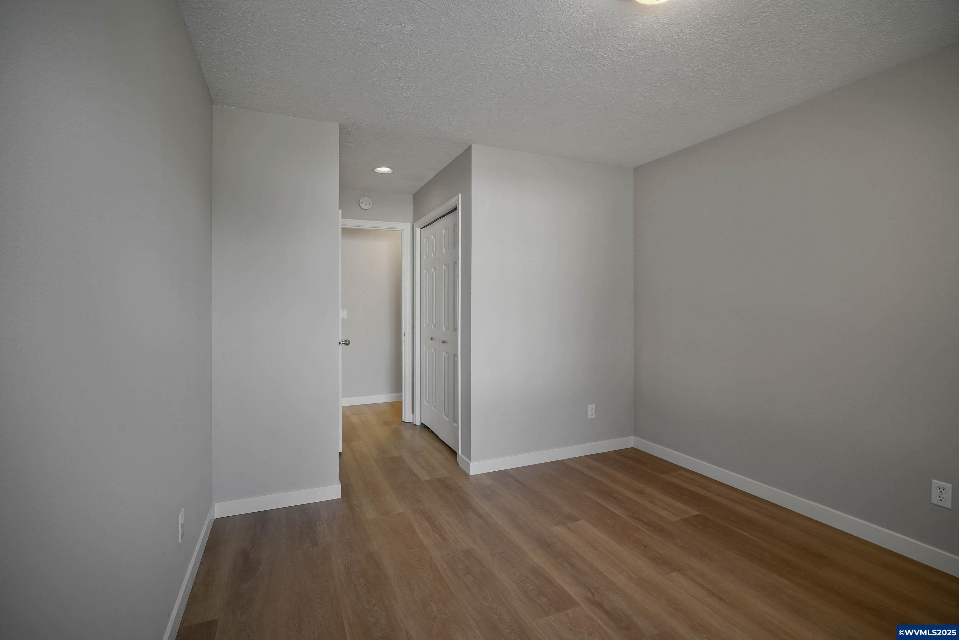 Salem, Oregon, 97304, United States, 3 Bedrooms Bedrooms, ,2 BathroomsBathrooms,Residential,For Sale,1838478