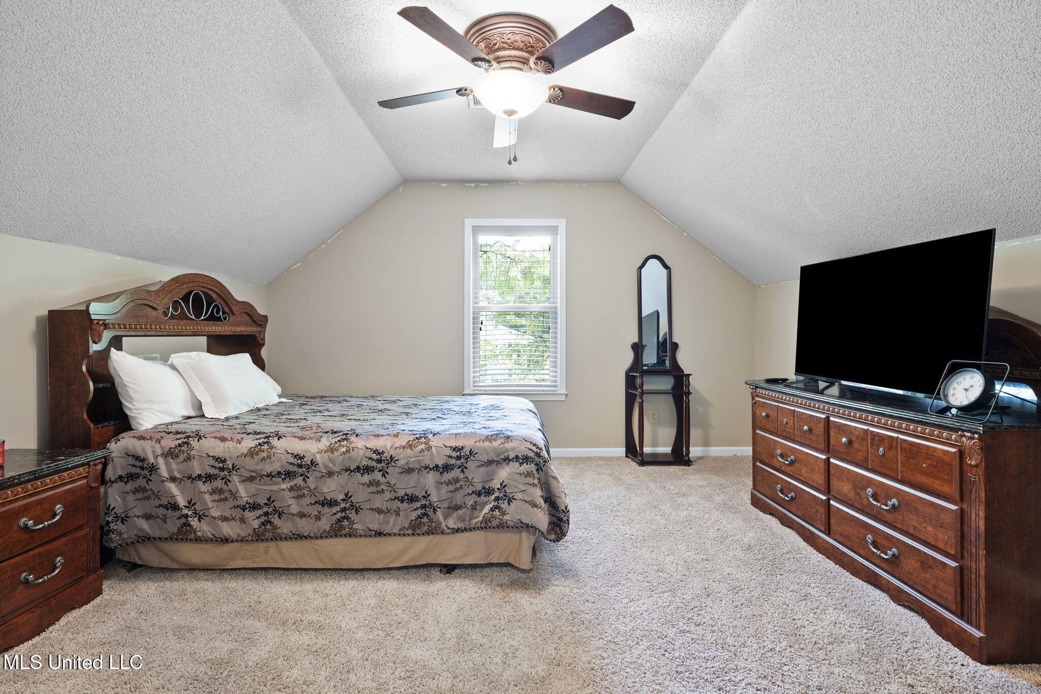 Olive Branch, Mississippi, 38654, United States, 5 Bedrooms Bedrooms, ,3 BathroomsBathrooms,Residential,For Sale,1898355