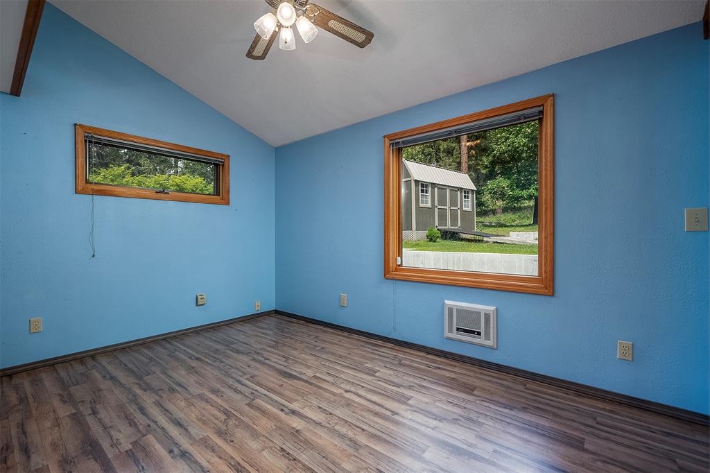 Polson, Montana, 59860, United States, 3 Bedrooms Bedrooms, ,1 BathroomBathrooms,Residential,For Sale,1846037