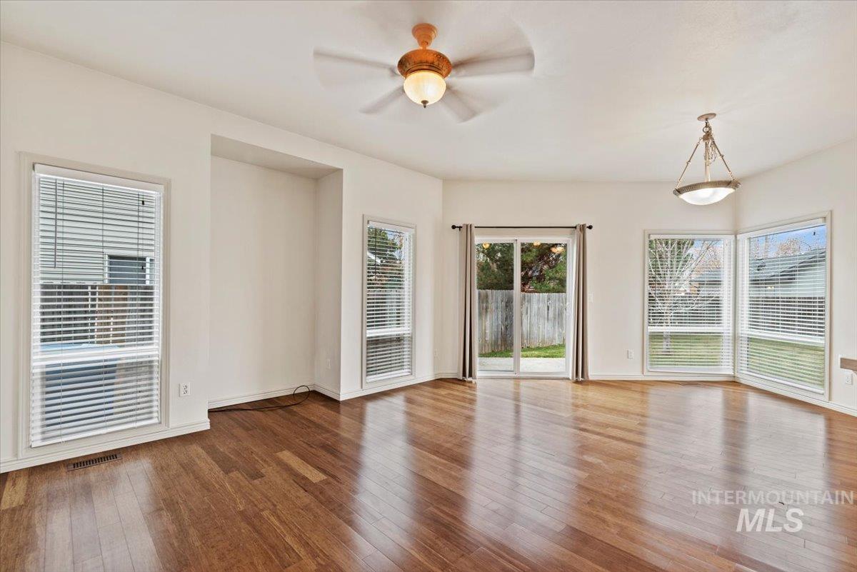 Boise, Idaho, 83716, United States, 3 Bedrooms Bedrooms, ,2 BathroomsBathrooms,Residential,For Sale,1995965