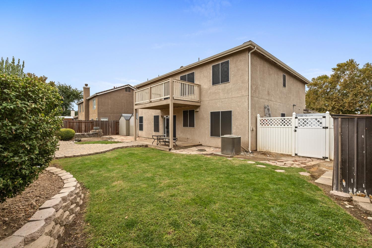 Ripon, California, 95366, United States, 6 Bedrooms Bedrooms, ,3 BathroomsBathrooms,Residential,For Sale,1978022