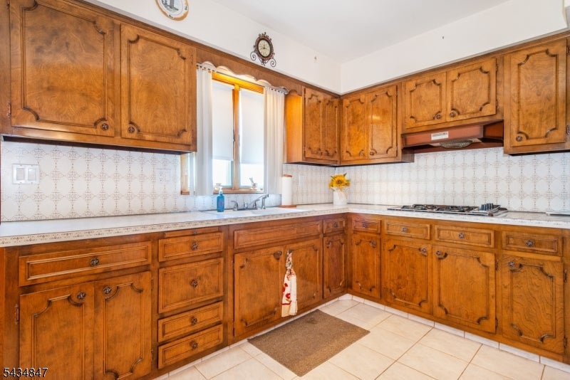 Woodland Park, New Jersey, 07424, United States, 3 Bedrooms Bedrooms, ,3 BathroomsBathrooms,Residential,For Sale,2048674