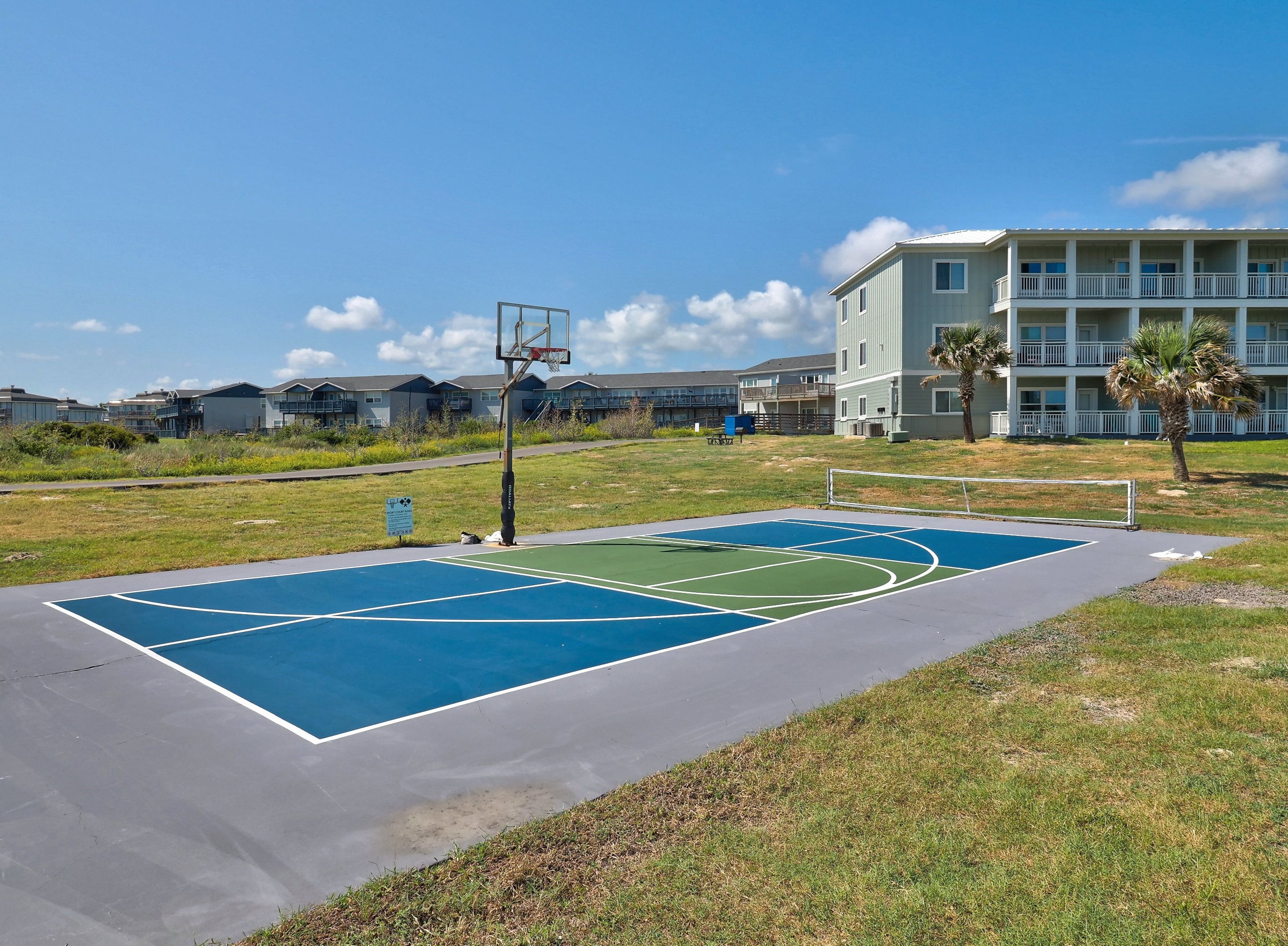  Top Floor Oceanside Condo - 物件實景