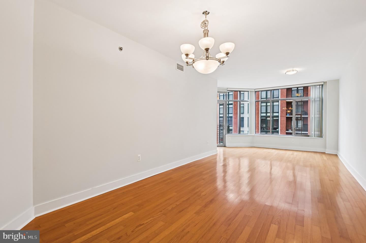 Baltimore, Maryland, 21231, United States, 3 Bedrooms Bedrooms, ,3 BathroomsBathrooms,Residential,For Sale,1949959