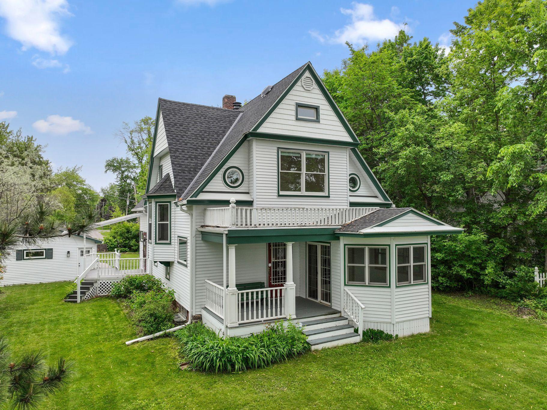 Center City, Minnesota, 55012, United States, 4 Bedrooms Bedrooms, ,1 BathroomBathrooms,Residential,For Sale,1837728