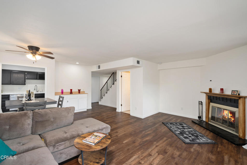 15322 Weddington Street #3, Sherman Oaks, California, 91411, United States, 2 Bedrooms Bedrooms, ,2 BathroomsBathrooms,Residential,For Sale,15322 Weddington Street #3,1621498