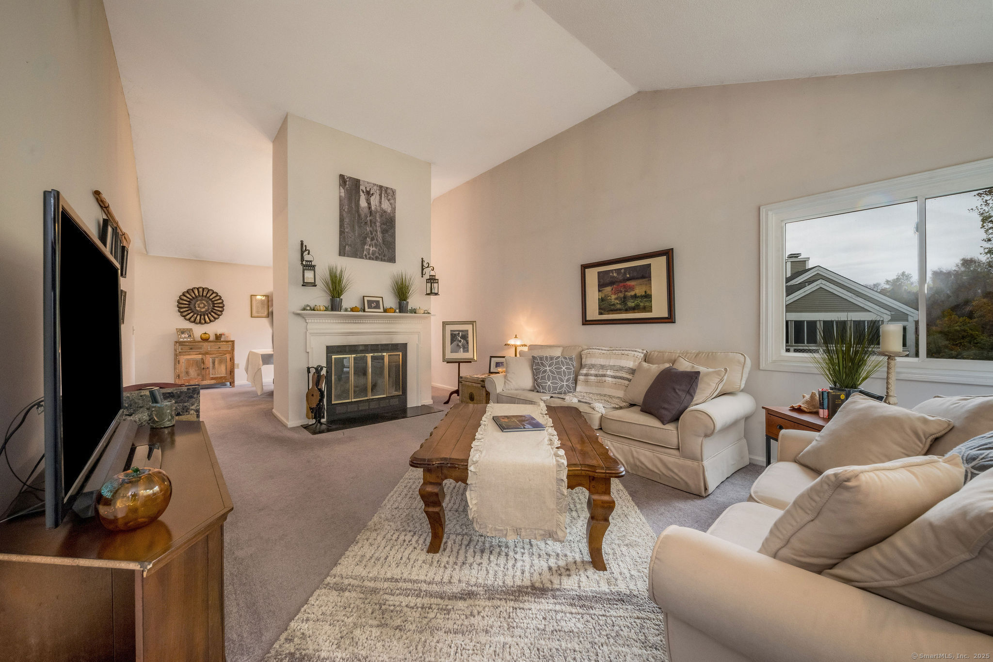 Madison, Connecticut, 06443, United States, 2 Bedrooms Bedrooms, ,2 BathroomsBathrooms,Residential,For Sale,1988022