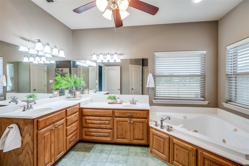 Dish, Texas, 76247, United States, 4 Bedrooms Bedrooms, ,4 BathroomsBathrooms,Residential,For Sale,1940436