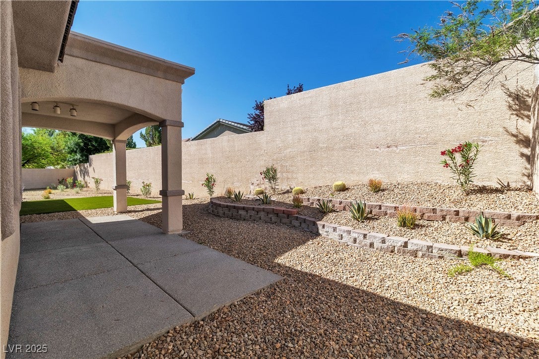 Las Vegas, Nevada, 89138, United States, 4 Bedrooms Bedrooms, ,4 BathroomsBathrooms,Residential,For Sale,1836630