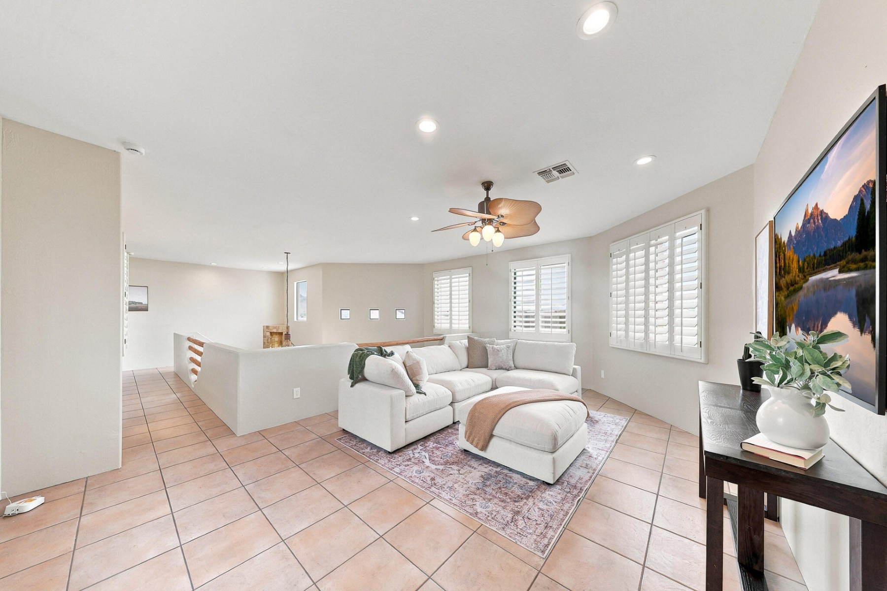  1732 E Gelding Dr¦Phoenix, AZ - 物件實景