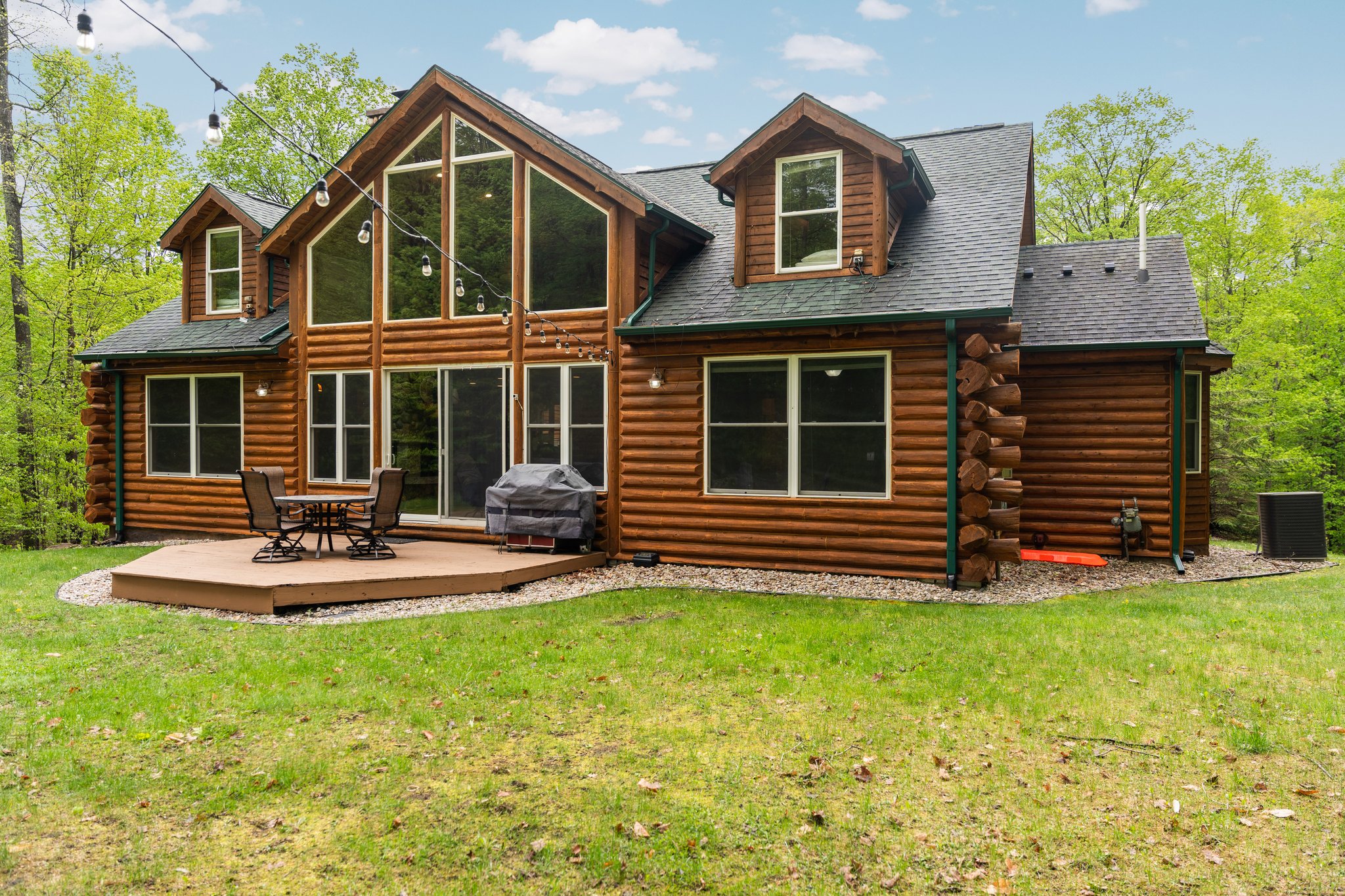 Bellaire, Michigan, 49615, United States, 5 Bedrooms Bedrooms, ,4 BathroomsBathrooms,Residential,For Sale,1826987