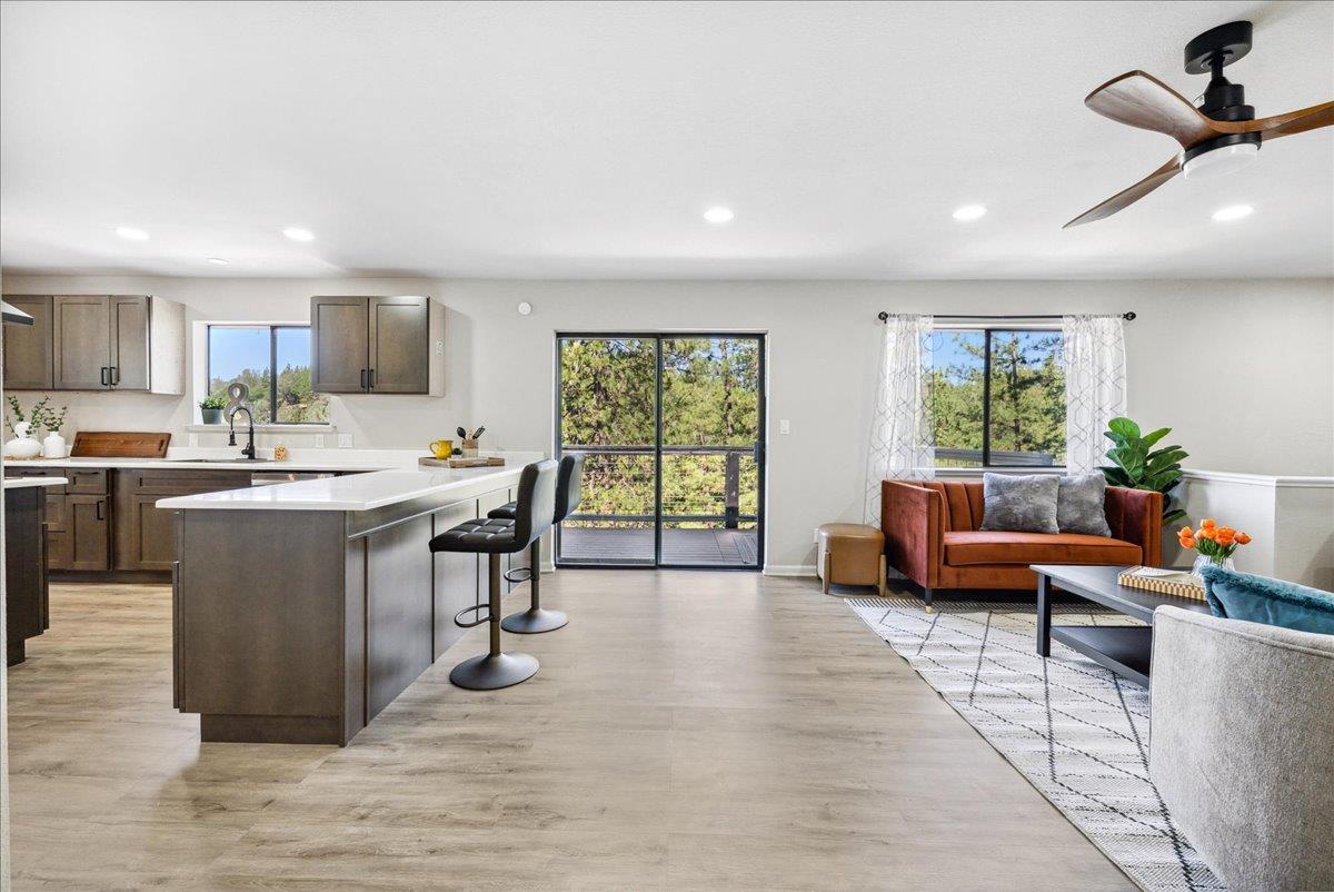 Grass Valley, California, 95949, United States, 4 Bedrooms Bedrooms, ,3 BathroomsBathrooms,Residential,For Sale,1976172