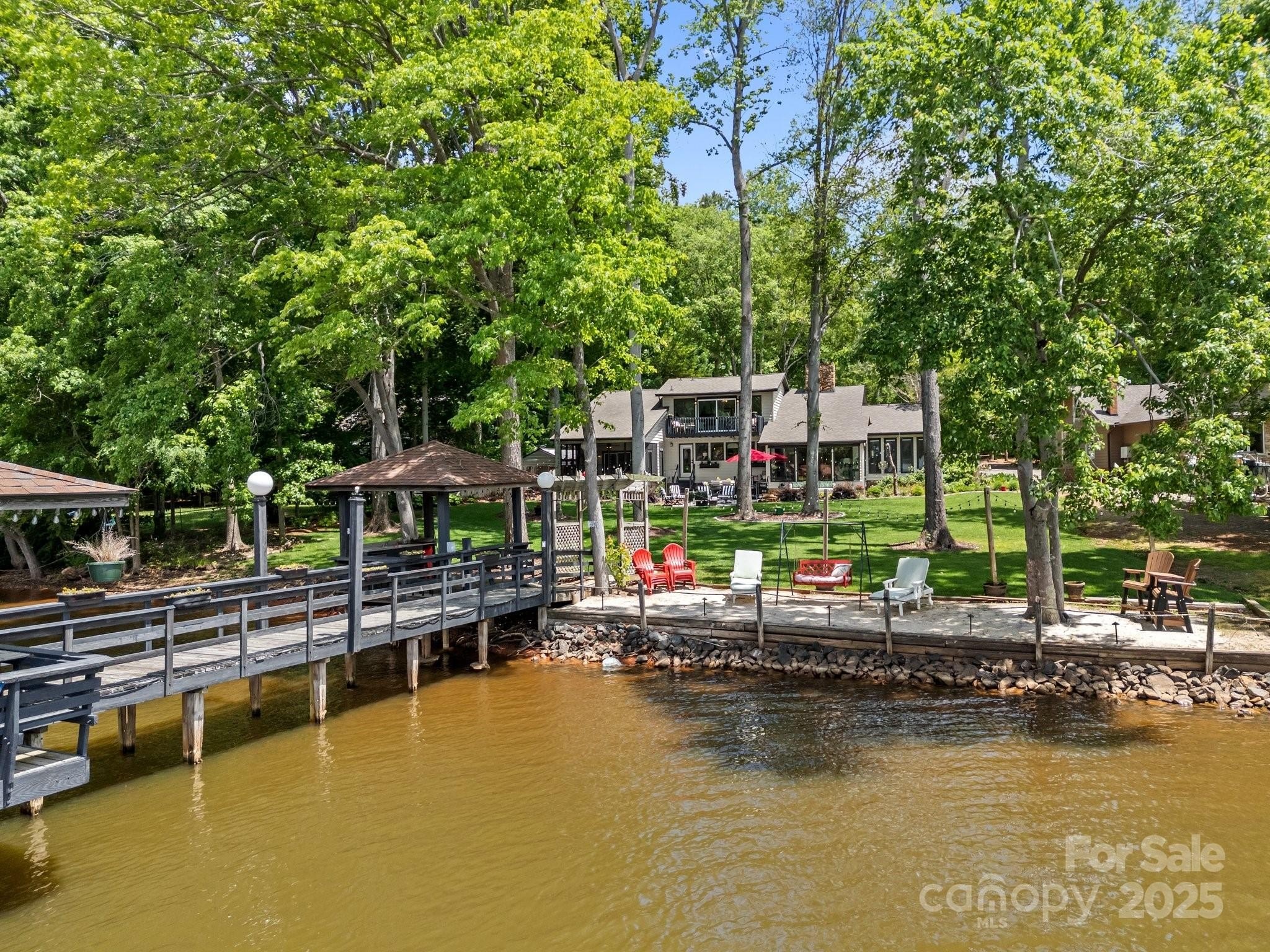 Salisbury, North Carolina, 28146, United States, 3 Bedrooms Bedrooms, ,3 BathroomsBathrooms,Residential,For Sale,1996435