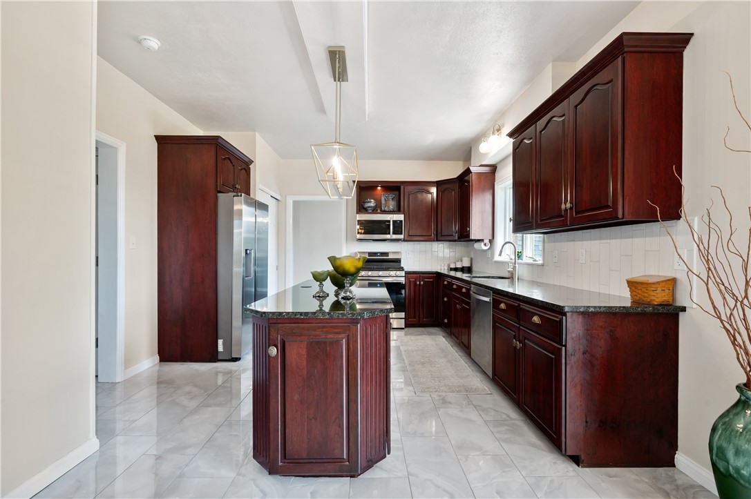 Penn Twp, Pennsylvania, 15642, United States, 5 Bedrooms Bedrooms, ,4 BathroomsBathrooms,Residential,For Sale,2001682