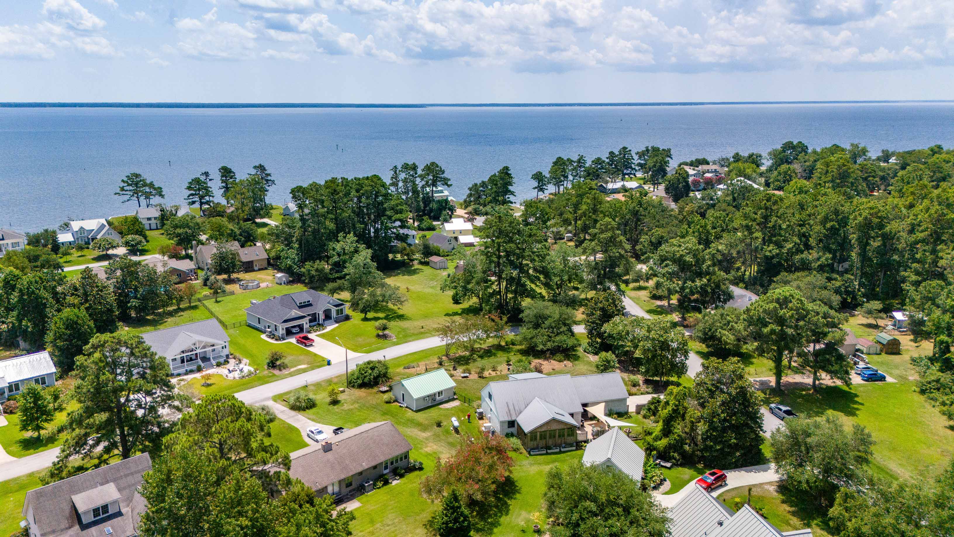 Oriental, North Carolina, 28571, United States, 3 Bedrooms Bedrooms, ,3 BathroomsBathrooms,Residential,For Sale,1979716