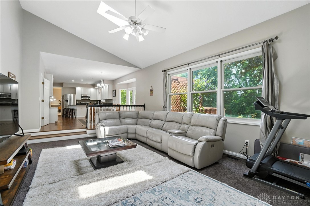 Dayton, Ohio, 45458, United States, 4 Bedrooms Bedrooms, ,4 BathroomsBathrooms,Residential,For Sale,1875068