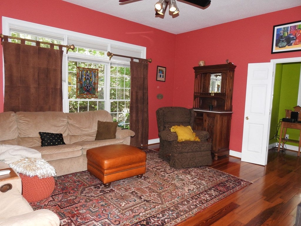 Blue Ridge, Georgia, 30513, United States, 5 Bedrooms Bedrooms, ,5 BathroomsBathrooms,Residential,For Sale,1859095