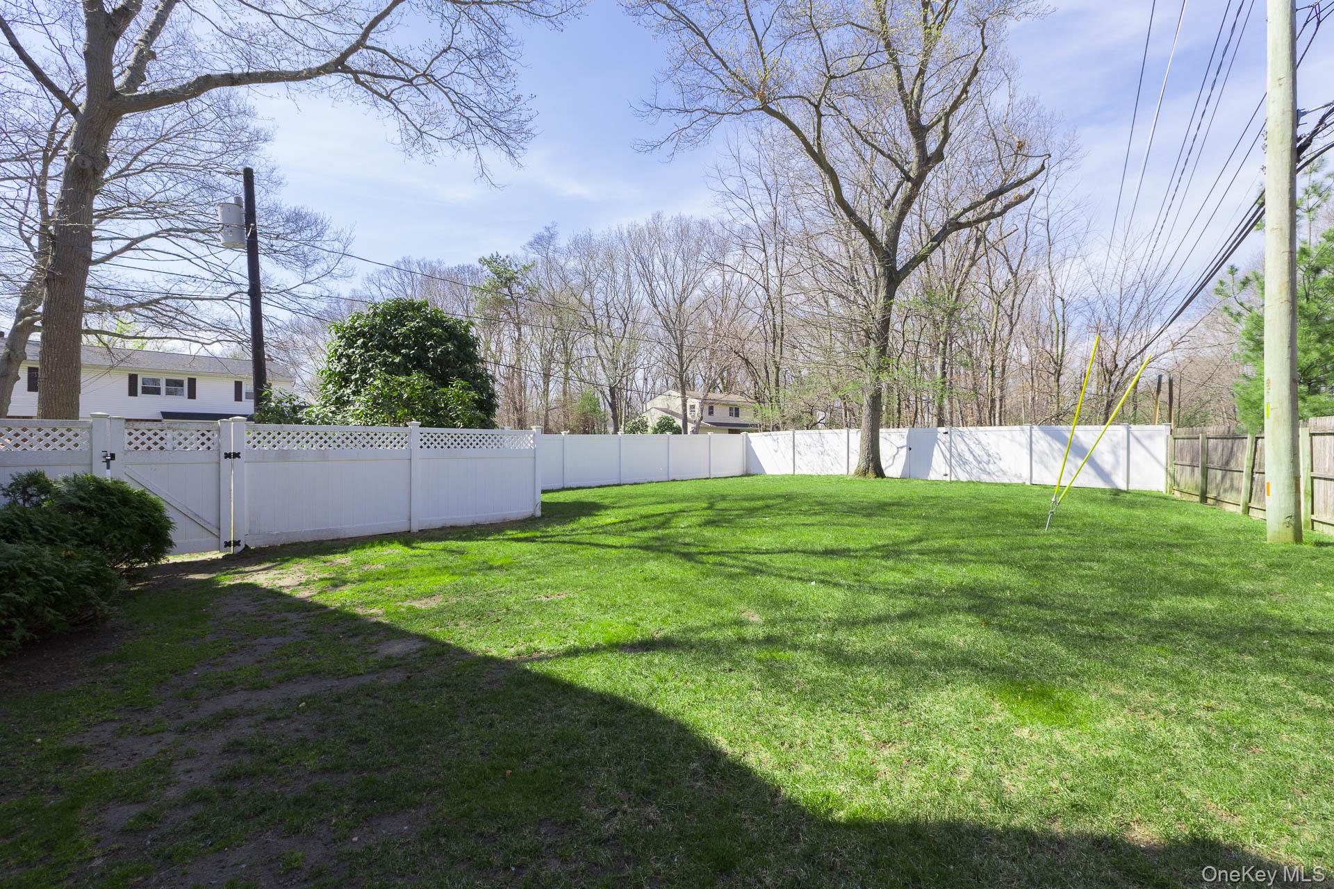  97 Krispin Lane, East Setauket, NY, 11733 - 物件實景