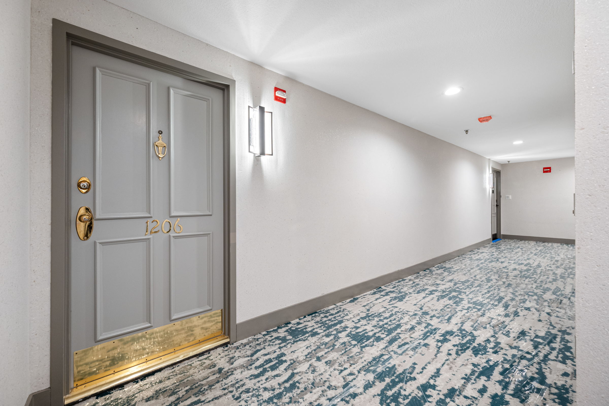 Treasure Island, Florida, 33706, United States, 2 Bedrooms Bedrooms, ,2 BathroomsBathrooms,Residential,For Sale,1998023