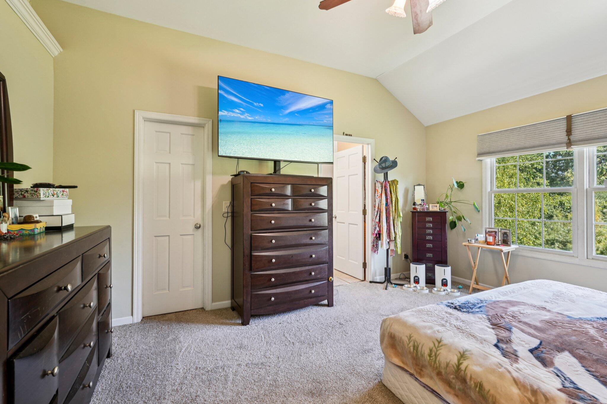 Pleasant Prairie, Wisconsin, 53158, United States, 4 Bedrooms Bedrooms, ,3 BathroomsBathrooms,Residential,For Sale,1983486