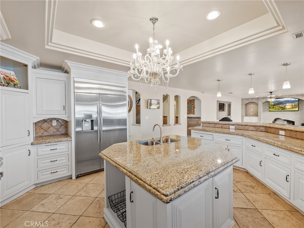 Victorville, California, 92395, United States, 4 Bedrooms Bedrooms, ,3 BathroomsBathrooms,Residential,For Sale,1991759