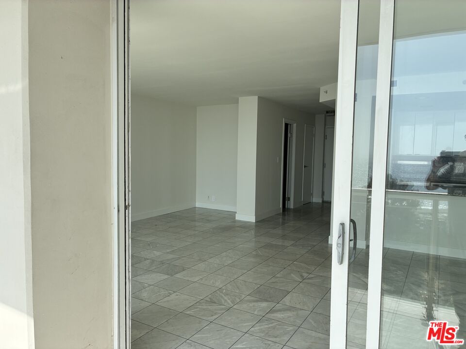 Santa Monica, California, 90402, United States, ,1 BathroomBathrooms,Residential,For Sale,1867293